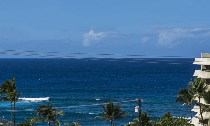 Historic Kailua Village Condo | Ocean View! 2 Br 3 Bath Condo In Town!