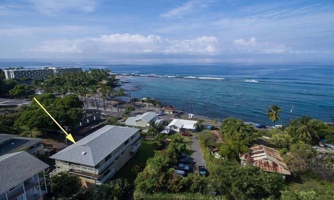 Kahaluu Bay Condo | 🏖️Ocean View | WIFI | Steps to Snorkeling Beach