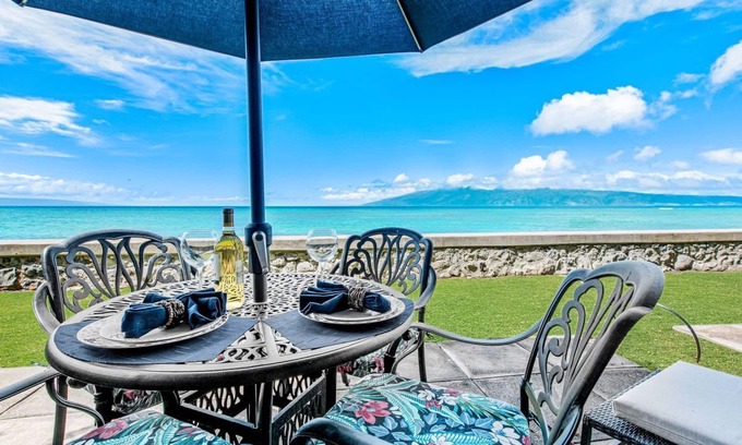 Kahana Condo | Only 10 Feet from the Ocean! Fresh and Updated Pohailani 102 Studio - Sleeps 2
