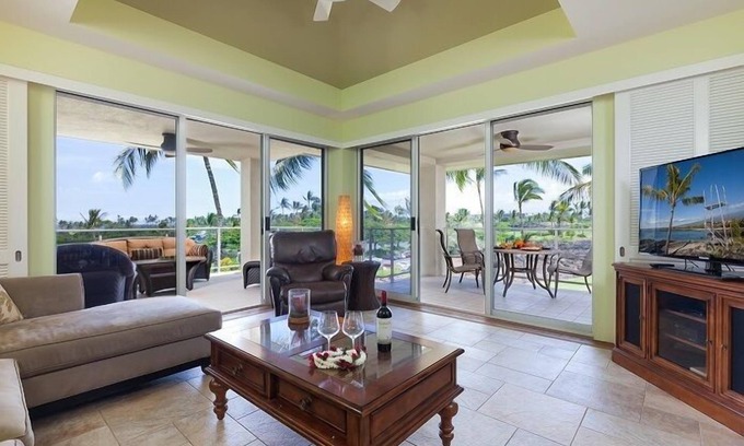 Waikoloa Condo | Partial Ocean Views, Top Floor. Beach Gear Included. Vista Waikoloa A304