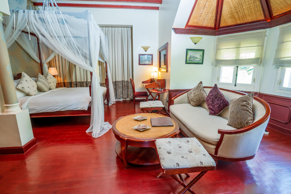Kahaluu Bay Condo | Penthouse Unit built 2007, Across from Kahaluu Beach, Fantastic Ocean Views!