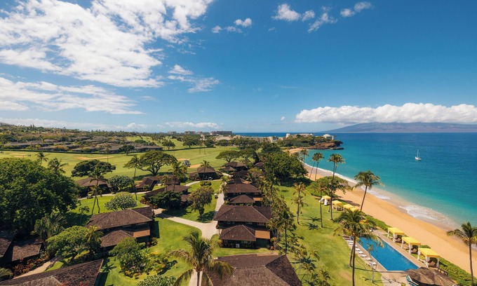 Historic Lahaina Front Street Apartment | Royal Lahaina Bungalows & Spa