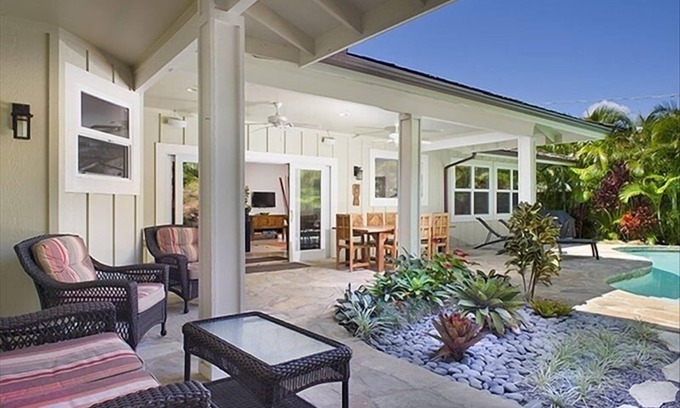 Lanikai House | Steps to Beach-Heated Pool-AC-Gated Community-Minimum Stay 7 Nights-CONTACT HOST