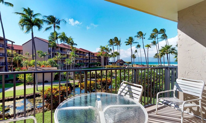 Honokowai Apartment | Waterfront Resort Escape with Shared Pool, Hot Tub, Putting Green & Tennis