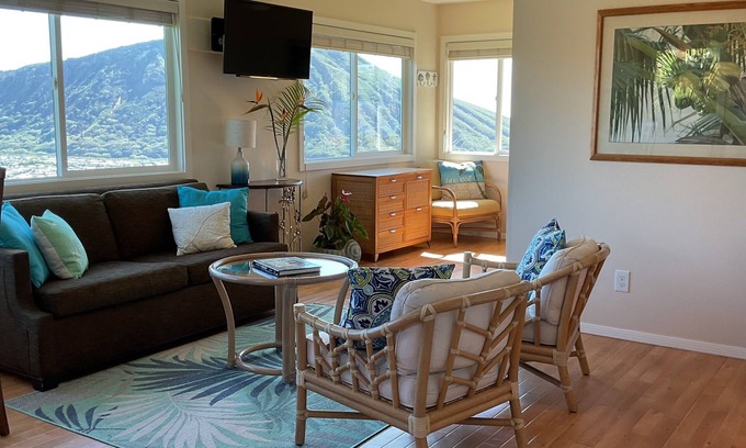 Hawaii Kai House | Wonderful retreat, Fantastic View, Immaculate, Beautiful, Private and Peaceful!