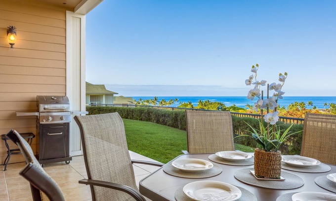 Kahaluu Bay Condo | 🌴Wonderful town home in a private setting with ocean views🌴