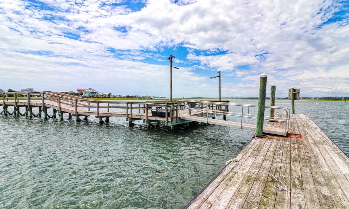 Gulf Stream Estates Condo | Inlet Pointe 34, 2 minute walk to the beach, complex pool available to enjoy.