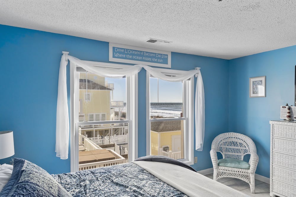 McCutcheon Field Condo | OceanView at Villa Capriani-Master Ste 1-Sleeps up to 5