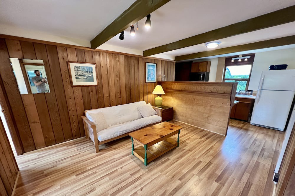 Kealia Apartment | Garden Apartment Hideaway, minutes from Two Steps & Ho'okena Beach
