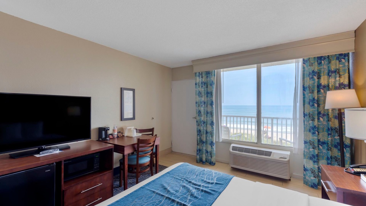 Photo of Livingroom in Kill Devil Hills