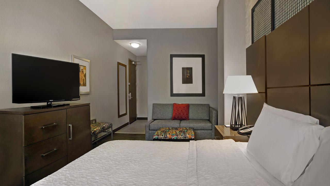 Photo of Bedroom in Museum District