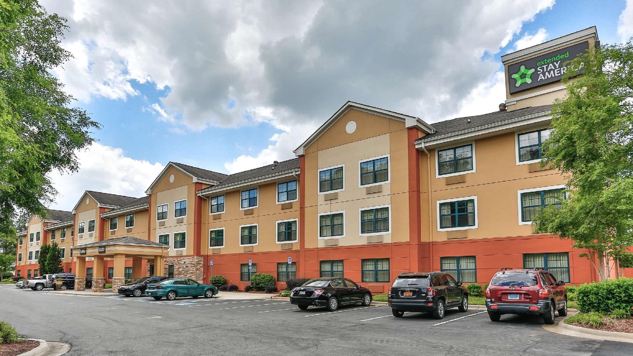 Photo of Buildings in Pineville