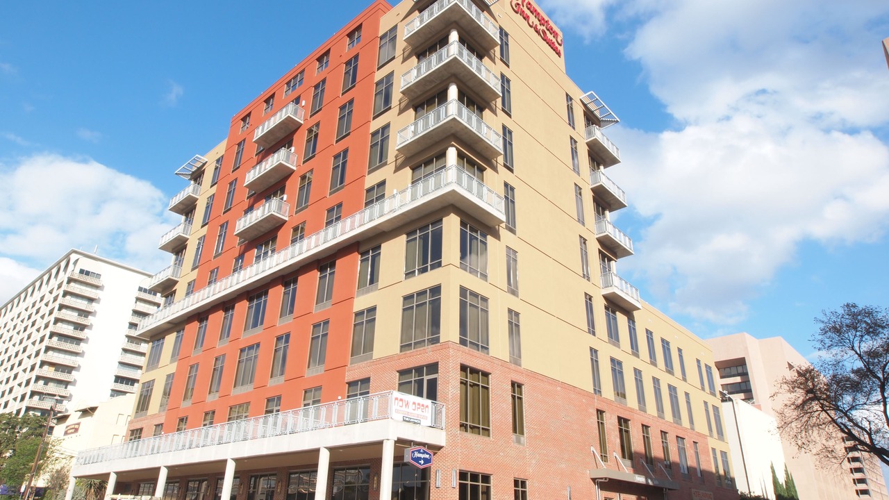 Photo of Buildings in Museum District