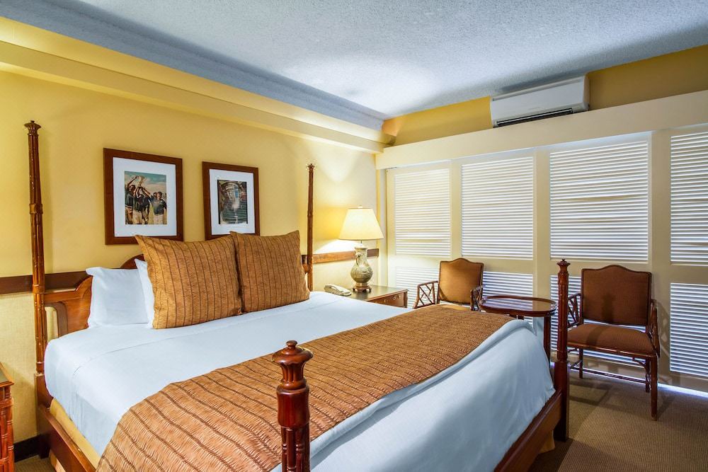 Photo of Bedroom in Waikiki