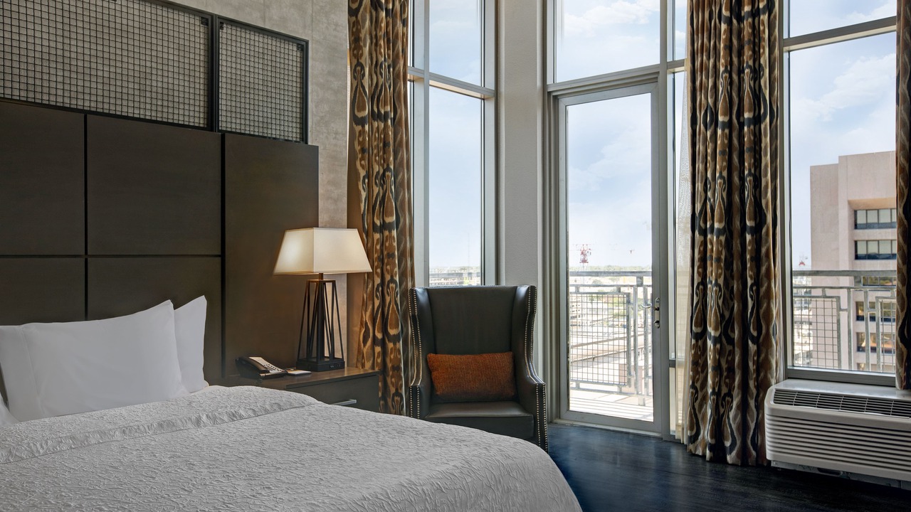 Photo of Bedroom in Museum District