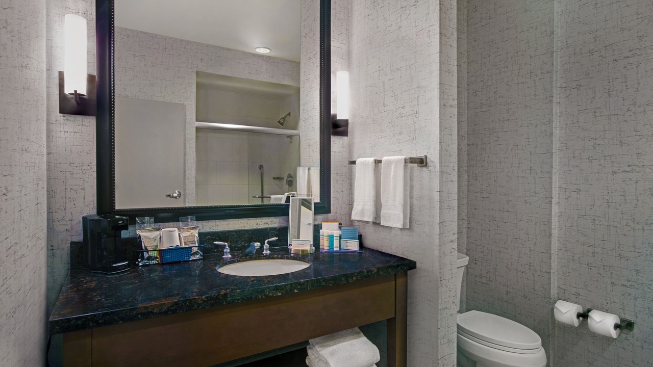 Photo of Bathroom in Museum District