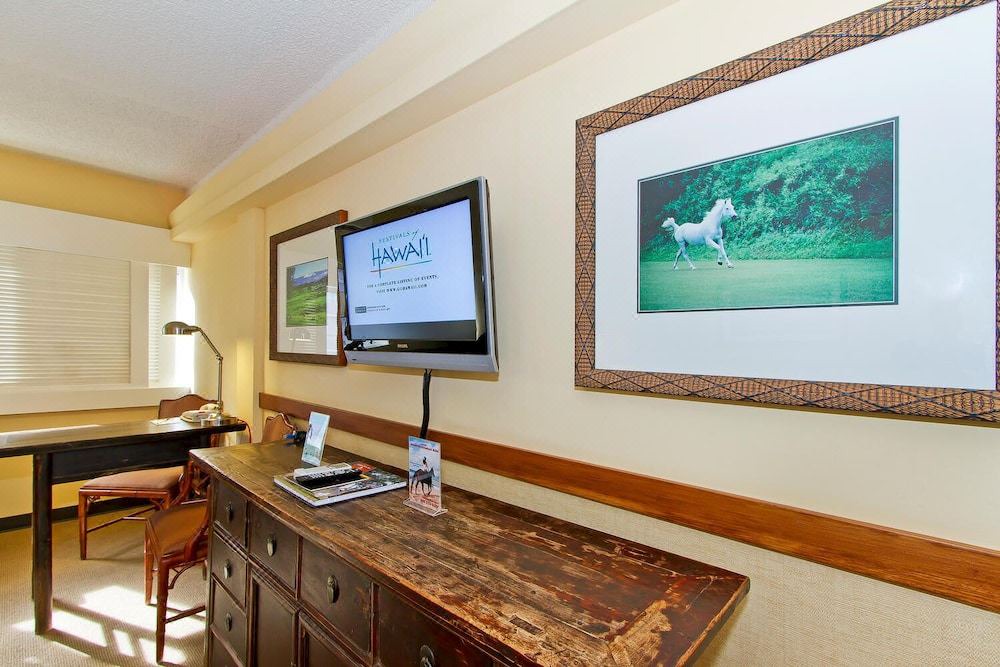 Photo of Livingroom in Waikiki