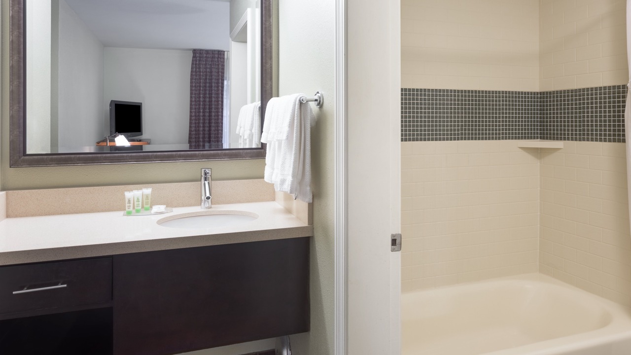 Photo of Bathroom in Dunwoody