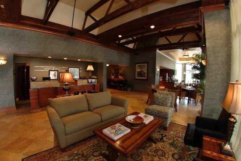 Photo of Livingroom in Greenville Downtown