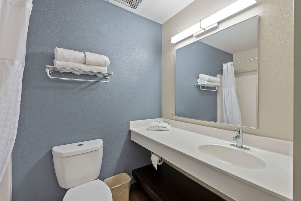 Photo of Bathroom in Pineville
