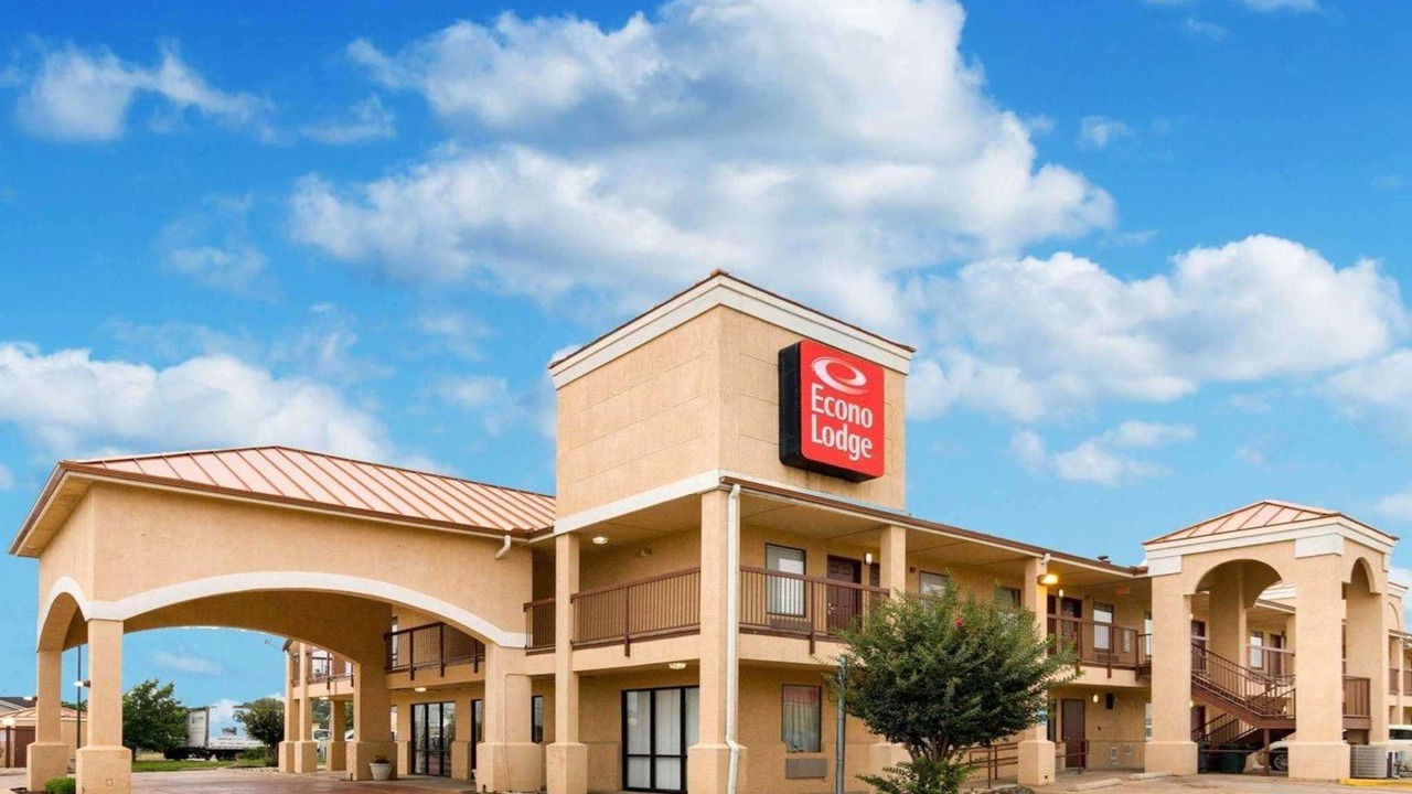 Photo of Buildings in Hillsboro