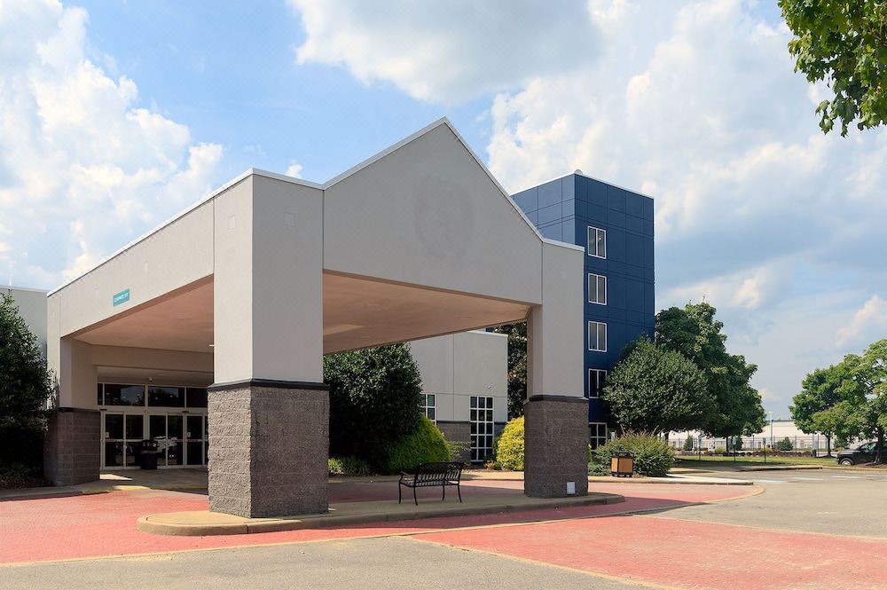 Photo of Buildings in Sandston
