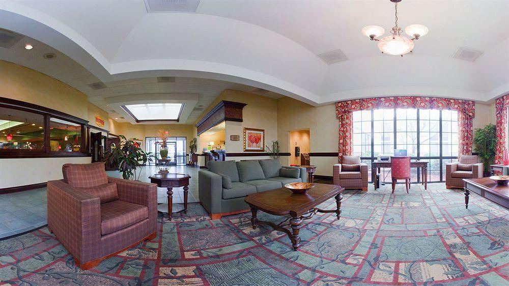 Photo of Livingroom in Lumberton