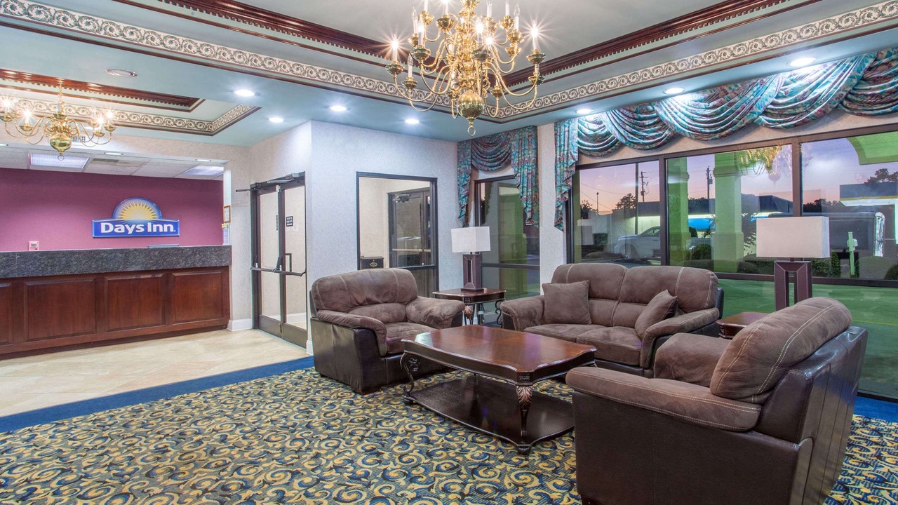Photo of Livingroom in St. Pauls