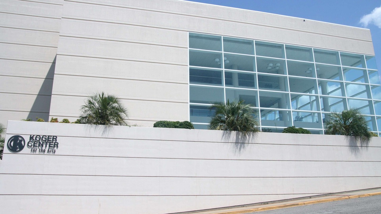 Photo of Buildings in Royal Pines Estates
