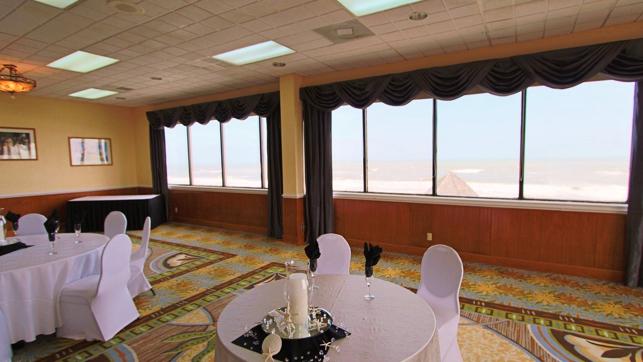 Photo of Livingroom in Kill Devil Hills