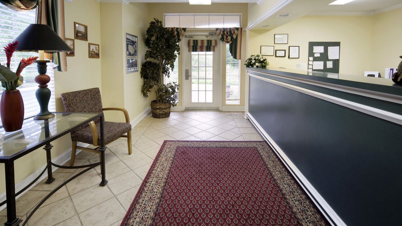 Photo of Livingroom in Innsbrook