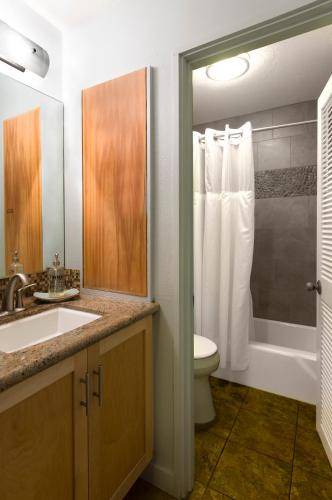 Photo of Bathroom in Hana