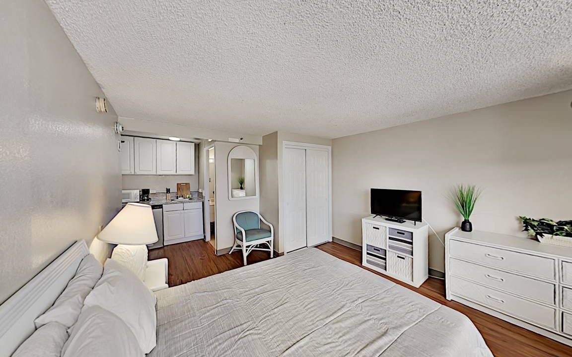 Photo of Bedroom in McCully - Moiliili
