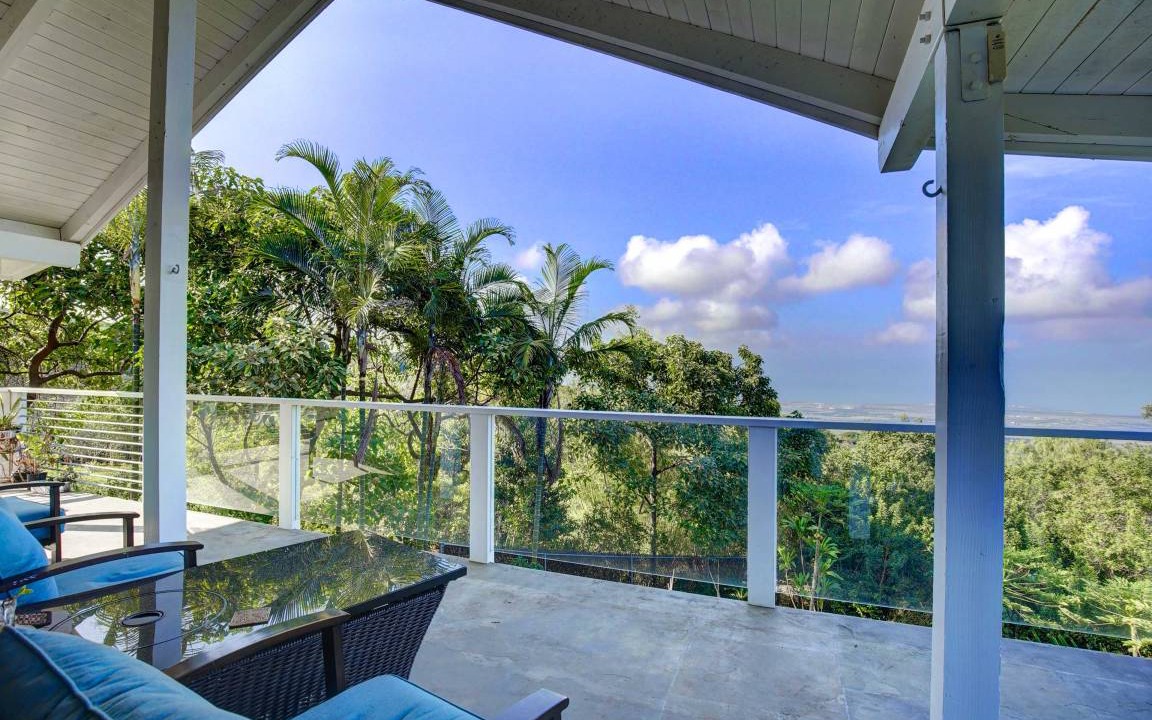 Photo of Patio Balcony in Kalaoa
