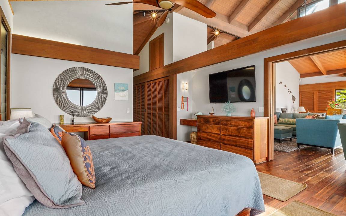 Photo of Bedroom in Kahaluu Bay