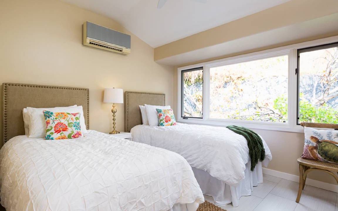 Photo of Bedroom in Kahaluu-Keauhou