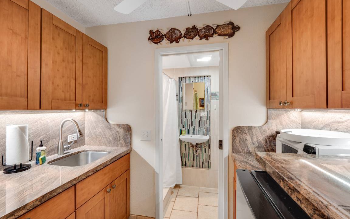 Photo of Kitchen in Historic Kailua Village