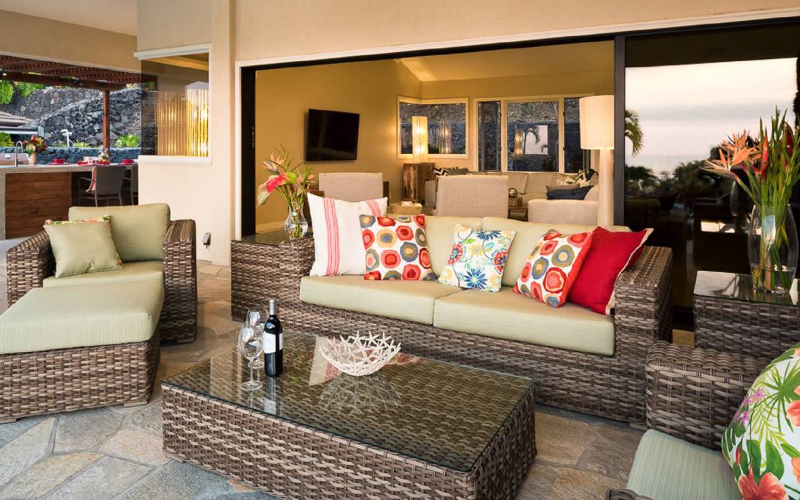 Photo of Livingroom in Kahaluu-Keauhou