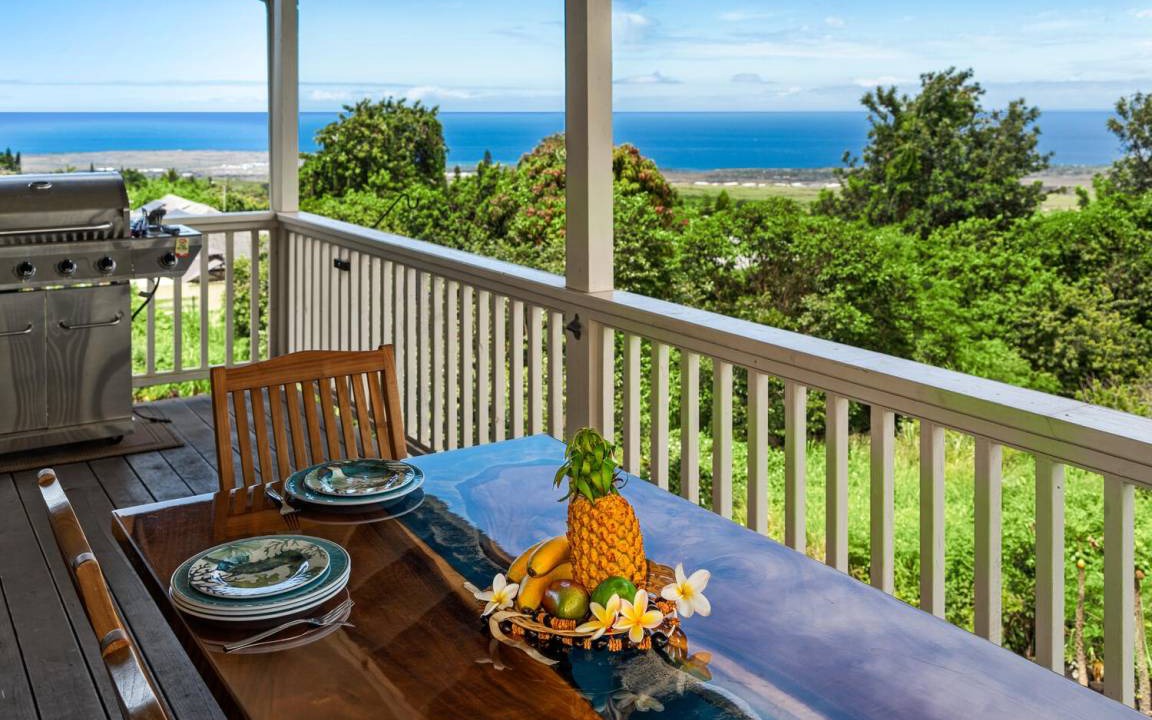 Photo of Patio Balcony in Kona Palisades