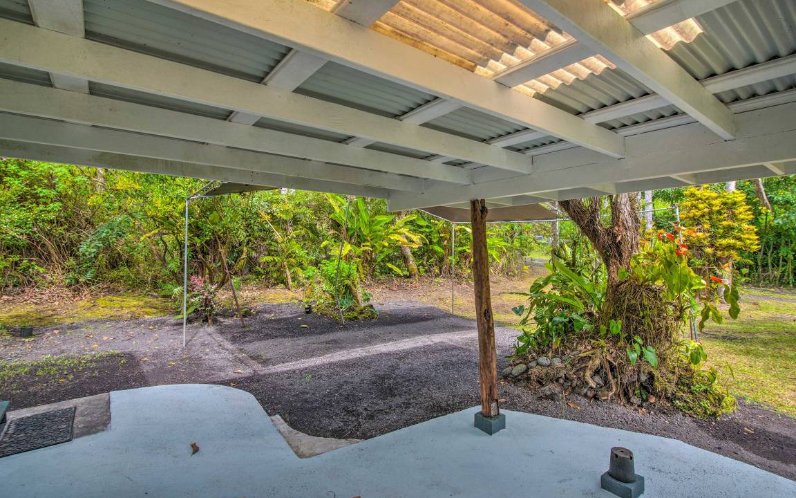 Photo of Patio Balcony in Leilani Estates