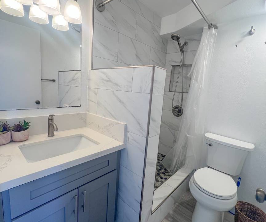 Photo of Bathroom in McCully - Moiliili