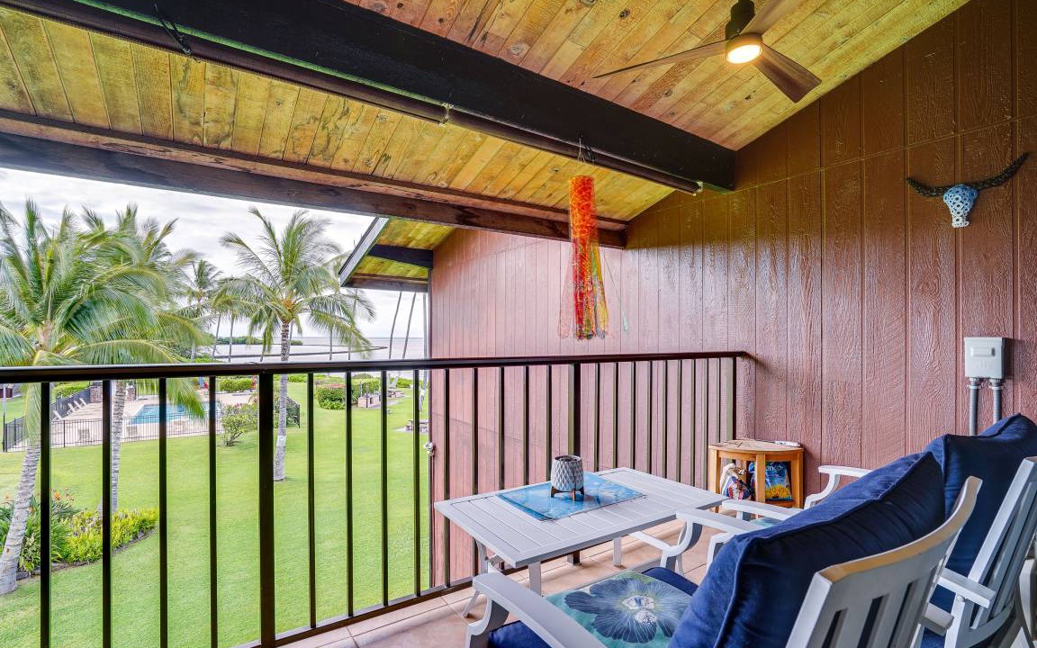 Photo of Patio Balcony in Kaunakakai