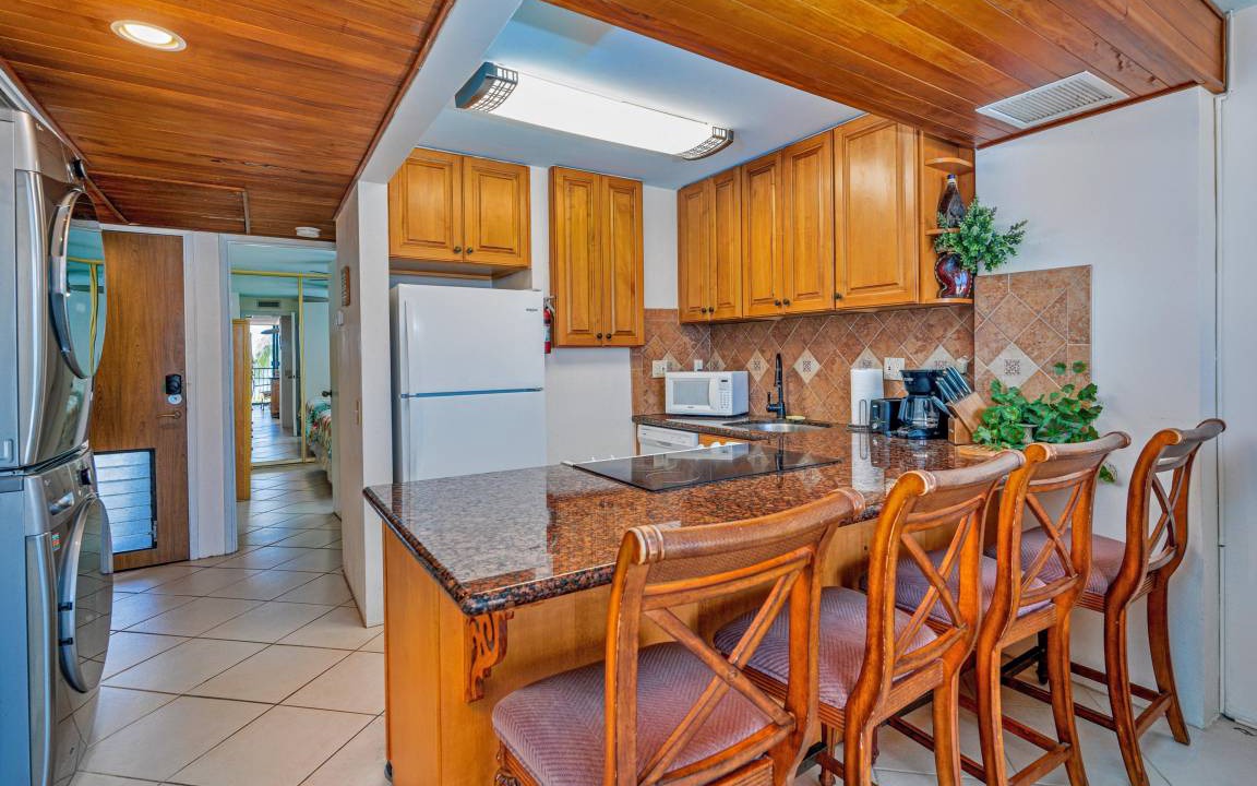 Photo of Kitchen in Makaha