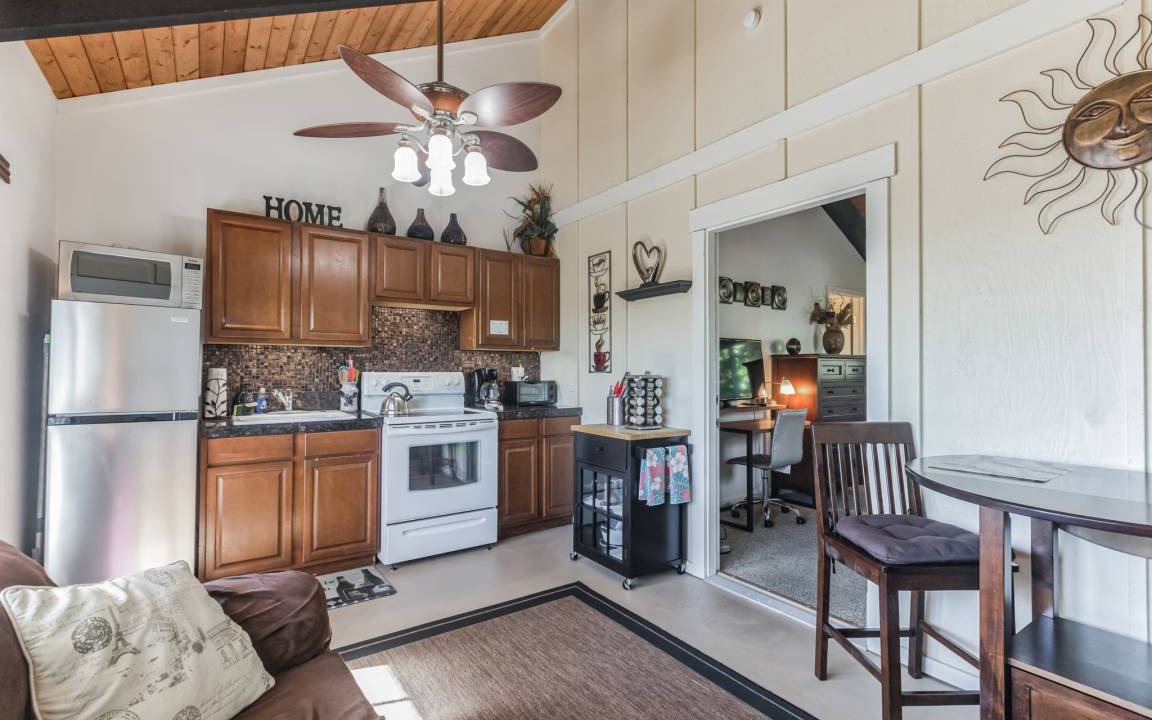 Photo of Kitchen in Kalaoa
