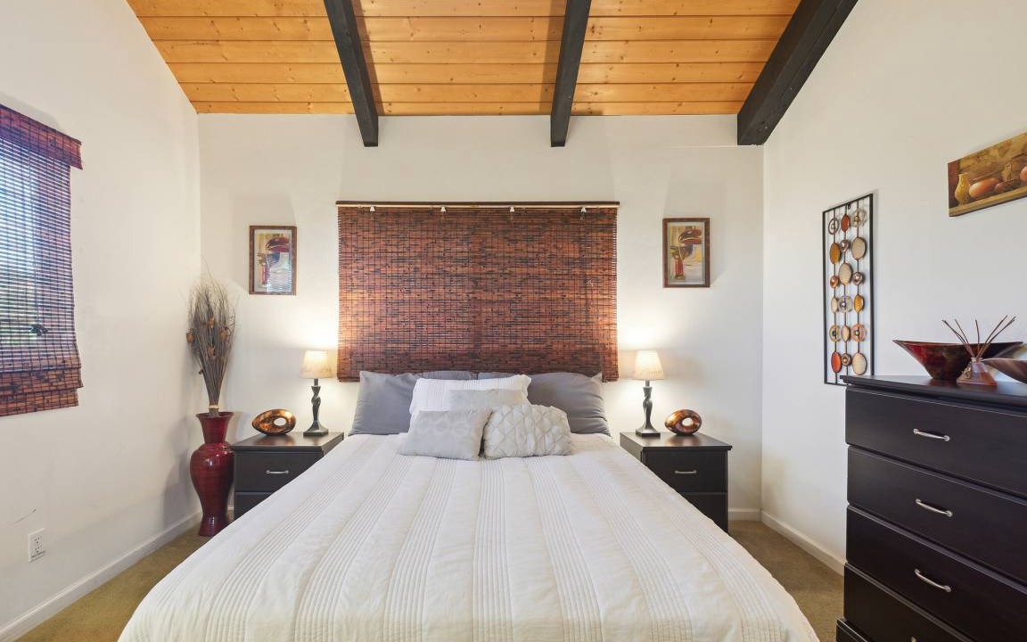 Photo of Bedroom in Kalaoa