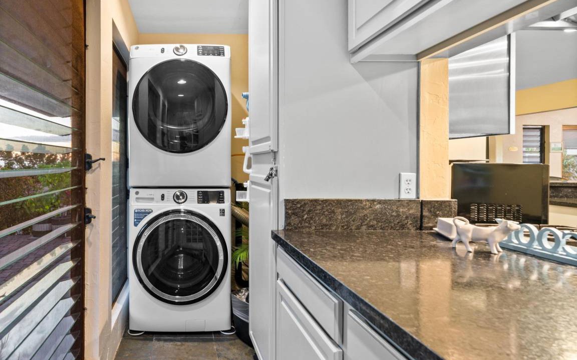 Photo of Kitchen in Kona Palisades