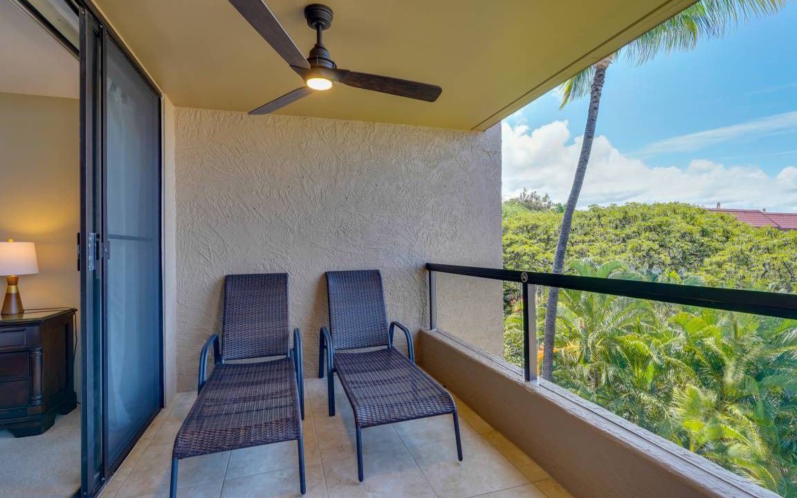 Photo of Patio Balcony in Historic Kailua Village