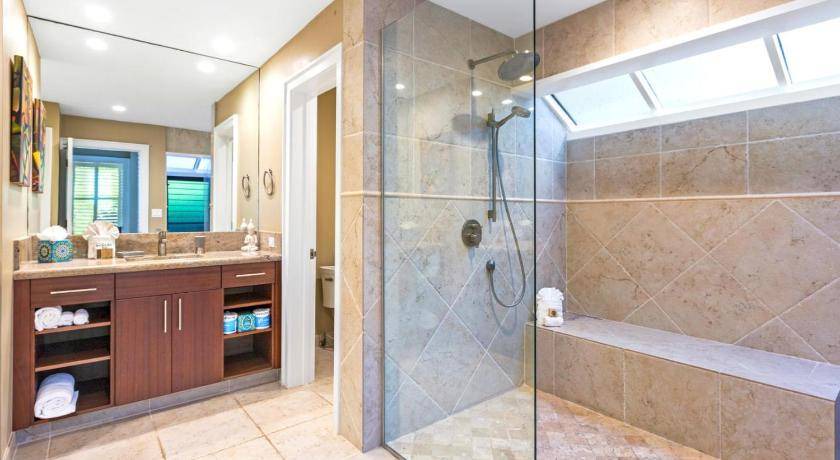 Photo of Bathroom in Napili