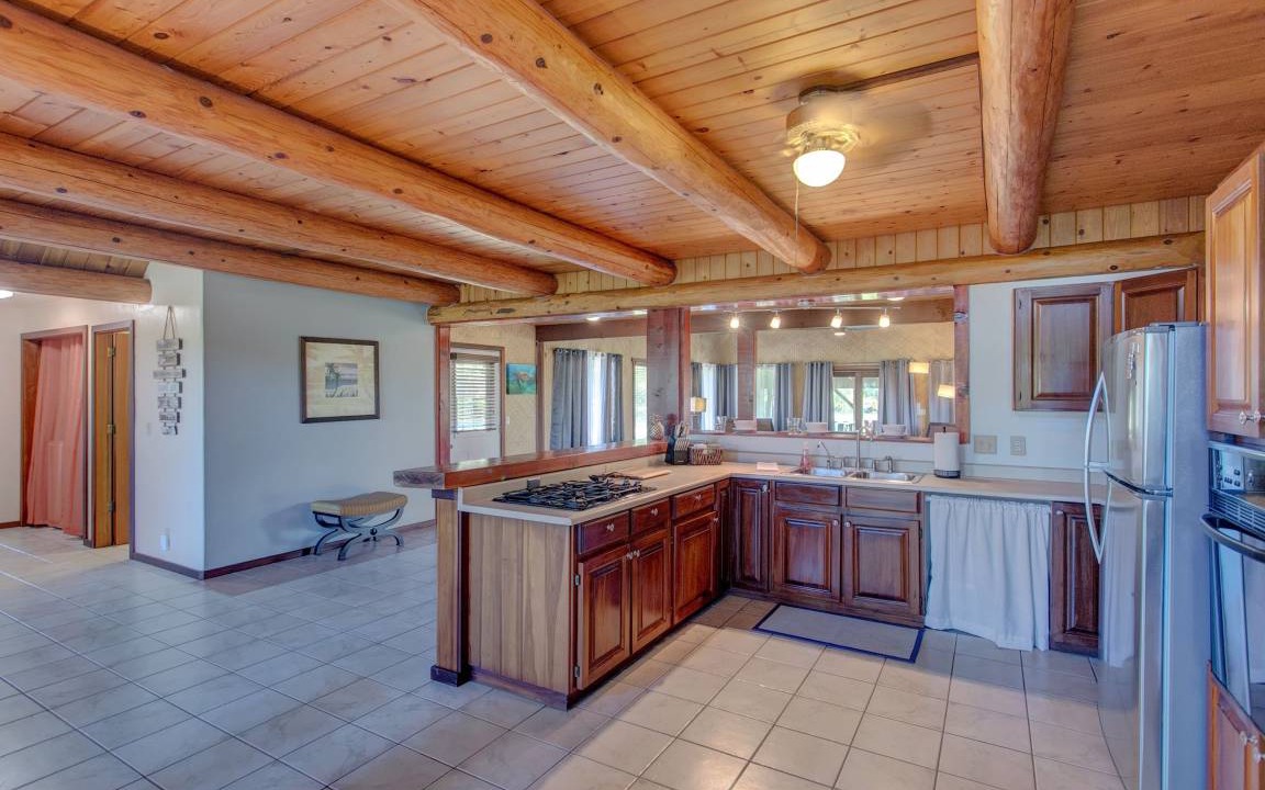 Photo of Kitchen in Keaau