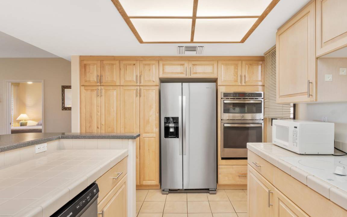 Photo of Kitchen in Waikoloa